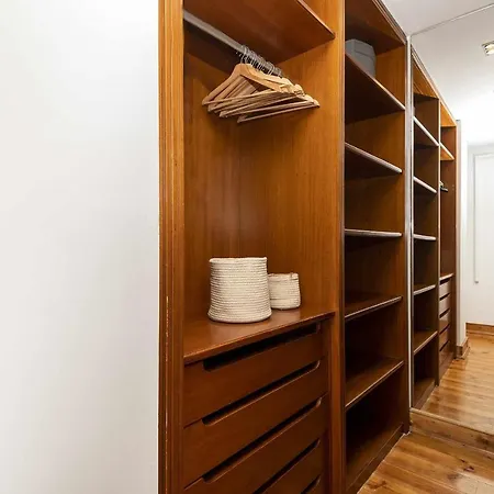 Typical Portuguese In Sao Bento Apartment