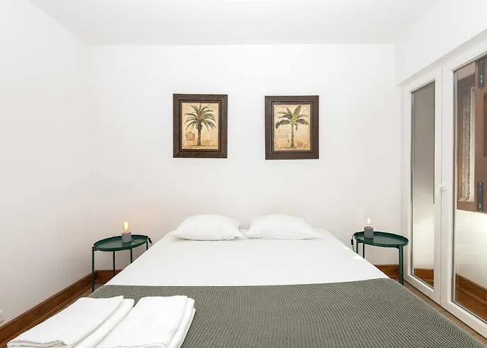 Typical Portuguese In Sao Bento * Lisbon